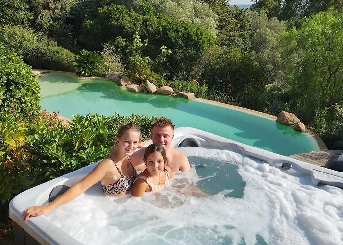 Mustang Avec Piscine Casaeva בית אירוח פורטו-וישיו